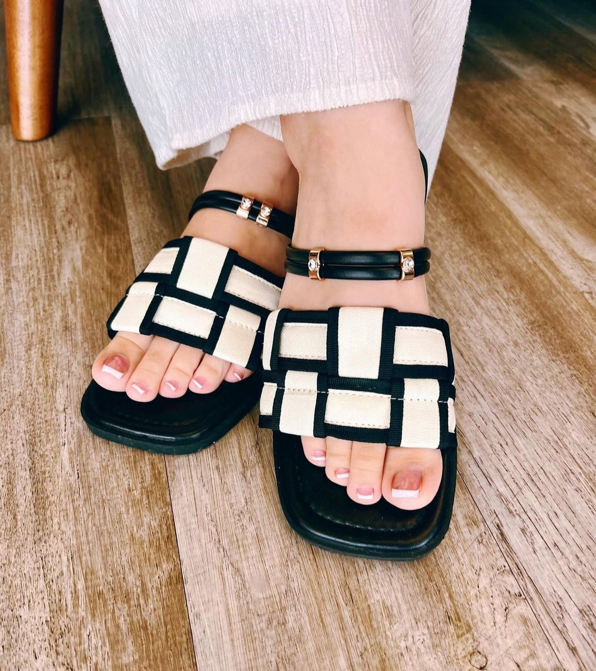 Jacky sandals